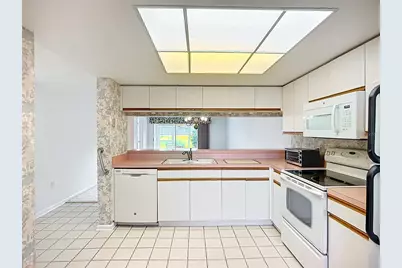 4382 Madeira Court #3361, Sarasota, FL 34233 - Photo 8