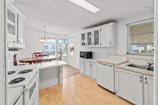 179 Nightingale Cir, Ellenton, FL 34222 - Photo 14