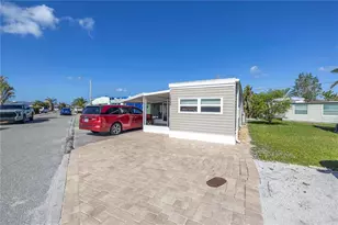 1905 Minnesota Ave, Bradenton, FL 34207 - Photo 1
