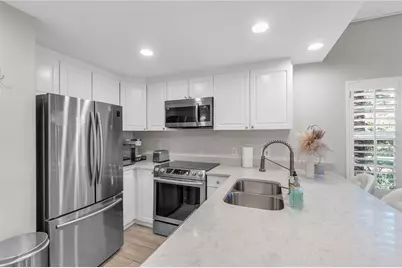 3401 54th Drive W #104, Bradenton, FL 34210 - Photo 10