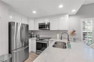 3401 54th Dr W, Bradenton, FL 34210 - Photo 10