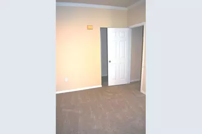 5701 Soldier Circle #104, Sarasota, FL 34233 - Photo 18