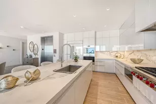 1561 Gulf of Mexico Dr, Longboat Key, FL 34228 - Photo 22