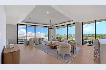 1591 Gulf Of Mexico Drive #413, Longboat Key, FL 34228 - Photo 4