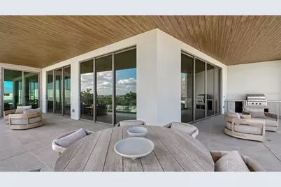 1591 Gulf Of Mexico Drive #413, Longboat Key, FL 34228 - Photo 24