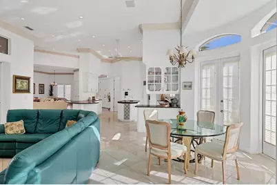 5331 Siesta Cove Drive, Sarasota, FL 34242 - Photo 12