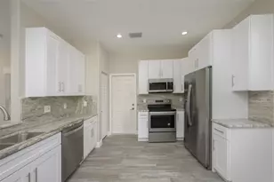 6227 Blue Runner Ct, Lakewood Ranch, FL 34202 - Photo 16