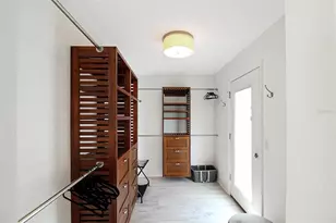 1315 Siesta Bayside Dr, Sarasota, FL 34242 - Photo 48