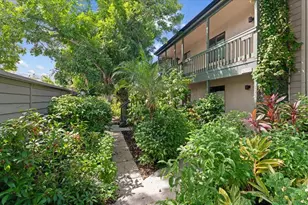 1519 Pelican Point Dr, Sarasota, FL 34231 - Photo 4