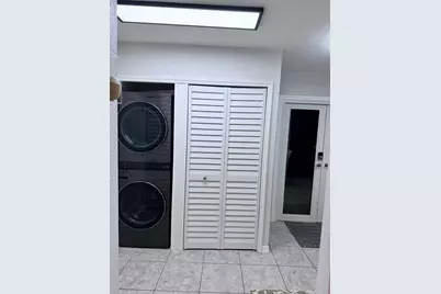 6304 Beechwood Avenue, Sarasota, FL 34231 - Photo 10