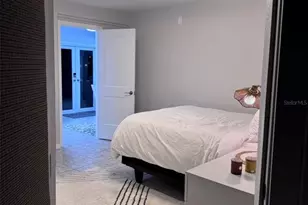 6304 Beechwood Ave, Sarasota, FL 34231 - Photo 8