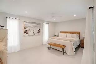 1899 Buccaneer Cir, Sarasota, FL 34231 - Photo 26