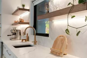 1899 Buccaneer Cir, Sarasota, FL 34231 - Photo 18