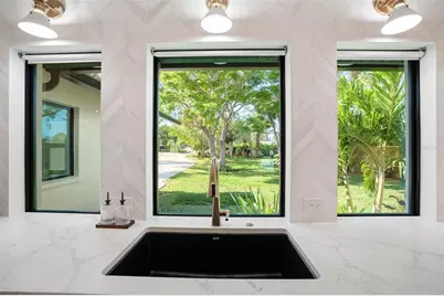 1899 Buccaneer Circle, Sarasota, FL 34231 - Photo 16