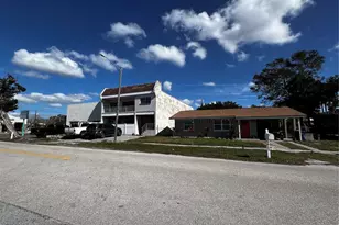 2048 Bee Ridge Rd, Sarasota, FL 34239 - Photo 1