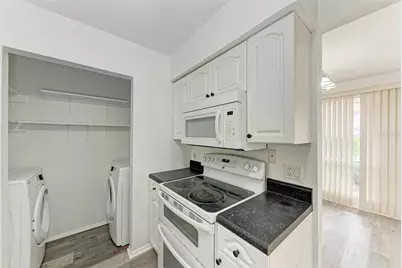 4477 Sandner Drive, Sarasota, FL 34243 - Photo 16