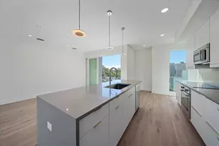 1720 Alderman St, Sarasota, FL 34236 - Photo 24