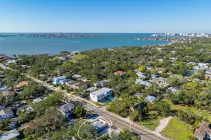 3511 Camino Real, Sarasota, FL 34239 - Photo 44