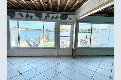 23 Seaside Court, Holmes Beach, FL 34217 - Photo 16
