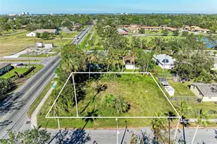 1307 15th St E, Bradenton, FL 34208 - Photo 1