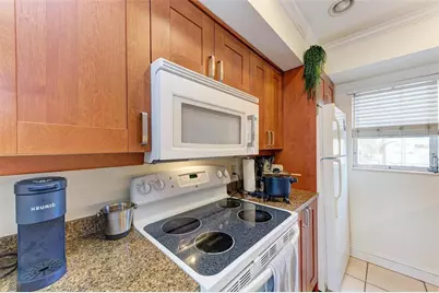 115 Tyler Drive #203, Sarasota, FL 34236 - Photo 12