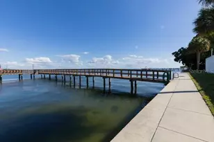 7100 Sunshine Skyway Ln S, Saint Petersburg, FL 33711 - Photo 50