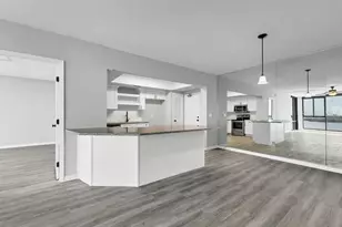 7100 Sunshine Skyway Ln S, Saint Petersburg, FL 33711 - Photo 14