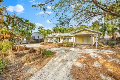 5019 Commonwealth Drive, Sarasota, FL 34242 - Photo 36