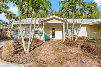 5019 Commonwealth Drive, Sarasota, FL 34242 - Photo 6