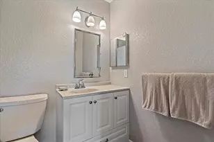 850 S Tamiami Trl, Sarasota, FL 34236 - Photo 20