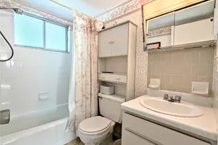 2228 Canal Dr, Bradenton, FL 34207 - Photo 16