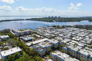 3806 Gulf of Mexico Dr, Longboat Key, FL 34228 - Photo 4