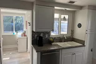 3054 Lockwood Terrace, Sarasota, FL 34231 - Photo 12