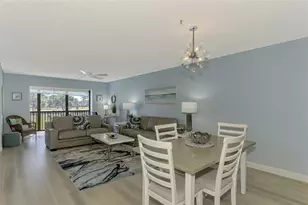 5761 Avista Dr, Sarasota, FL 34243 - Photo 10