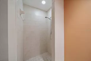 6482 Water Crest Way, Lakewood Ranch, FL 34202 - Photo 36