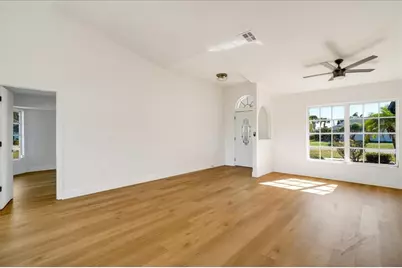 527 Rotonda Circle, Rotonda West, FL 33947 - Photo 18