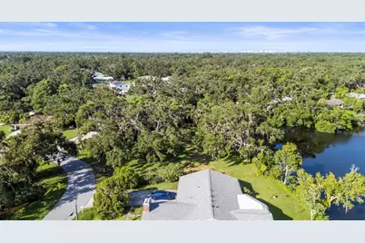 5405 San Juan Drive, Sarasota, FL 34235 - Photo 4