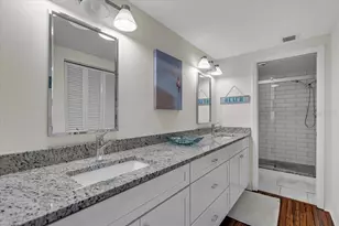 5621 Gulf of Mexico Dr, Longboat Key, FL 34228 - Photo 16