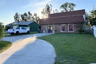 5630 3rd St W, Bradenton, FL 34207 - Photo 1