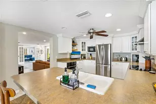 2365 Bay St, Sarasota, FL 34237 - Photo 20