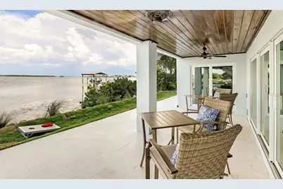 2516 Avenue A, Bradenton Beach, FL 34217 - Photo 18