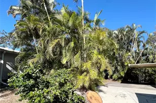 103 Oakwood Blvd, Sarasota, FL 34237 - Photo 4