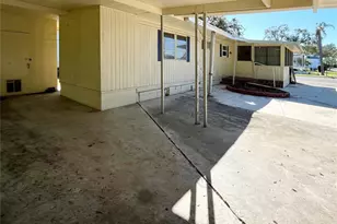 103 Oakwood Blvd, Sarasota, FL 34237 - Photo 8