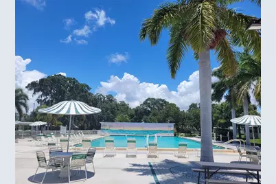 103 Oakwood Boulevard, Sarasota, FL 34237 - Photo 34