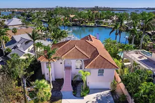 508 Siesta Dr, Sarasota, FL 34242 - Photo 2