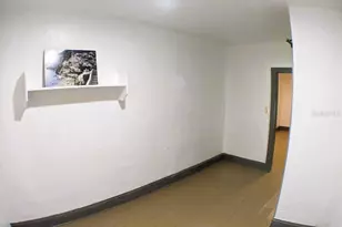 401 Colonia Ln E, Nokomis, FL 34275 - Photo 4