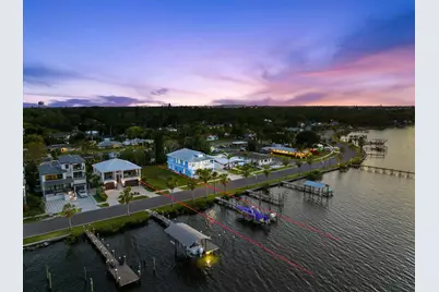 1910 Riverside Drive E, Bradenton, FL 34208 - Photo 2
