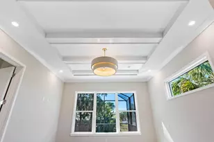 616 Mangrove Point Rd, Siesta Key, FL 34242 - Photo 20