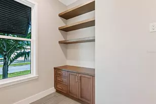 616 Mangrove Point Rd, Siesta Key, FL 34242 - Photo 32