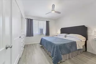 1901 Hyde Park St, Sarasota, FL 34239 - Photo 18